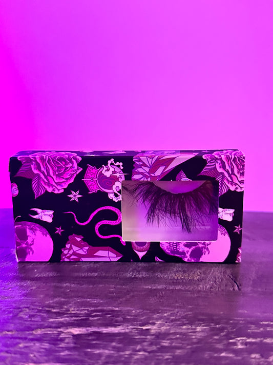 “Kim” lash strip